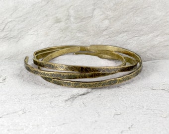 Set of 3 irregular brass bracelets, stacking metal bracelet, simple brass bangle for woman, minimalist open adjustable bracelet for men