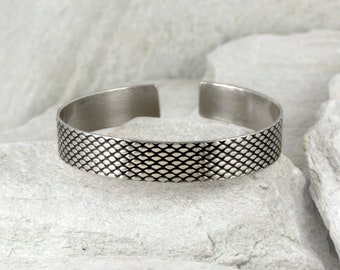 Fish scale - unisex silver bracelet, adjustable sterling silver bangle for man and woman, minimalist jewelry, simple metal bracelet