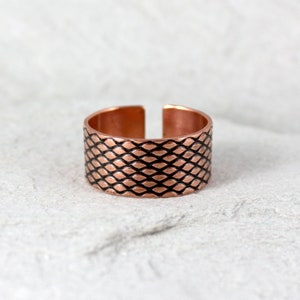 Fish scale - unisex copper ring, different sizes, adjustable metal ring for man and woman, minimalist Jewelry, wide ring