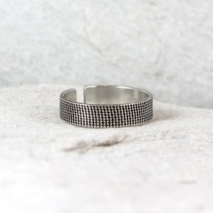 Canvas - simple unisex silver ring, adjustable sterling silver ring for man and woman, minimalist jewelry