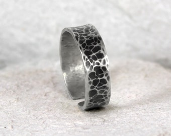 Lava - simple unisex silver ring, adjustable sterling silver ring for man and woman, minimalist jewelry, irregular ring