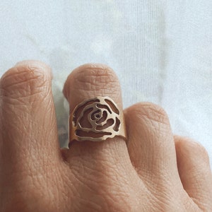 Alexis Rose Inspired Flower Ring Rose Ring Flower Ring in Brass or Sterling Silver Indie Style Ring Boho Ring Stylish Ring Rose image 7