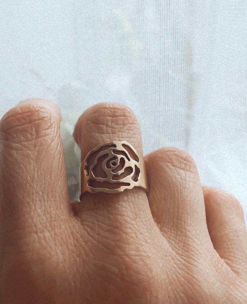 Alexis Rose Inspired Flower Ring Rose Ring Flower Ring in Brass or Sterling Silver Indie Style Ring Boho Ring Stylish Ring Rose image 7