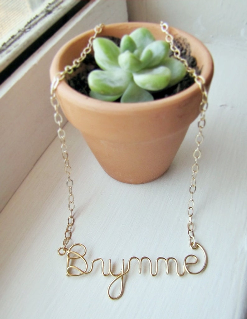 Geschenk für sie Name Halskette Personalisierte Namenskette Benutzerdefinierte Name oder Wort Halskette Silber oder Gold Halskette Personalisiertes Geschenk Bild 4