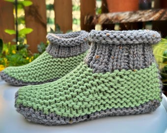 Extra Thick Slippers Knitting Pattern, Double Thick Chunky Knit Slippers for Men & Women, Easy Pattern on Straight Needles - English Only