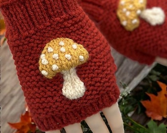 Knitting Pattern - Mushroom Fingerless Gloves Toadstool – Knit Flat on Straight Needles, Written Instructions, Video Tutorial - English Only