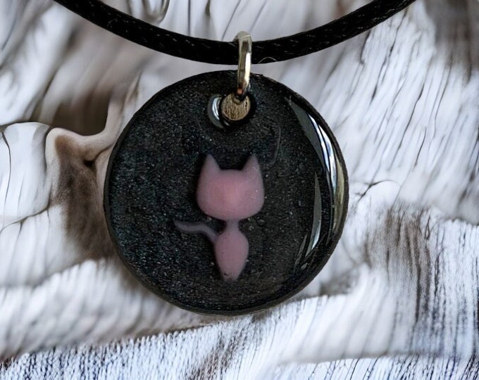 Cat Glow in the Dark - Cat Gift - Cat Necklace - Cat Jewelry for Women - Cat Pendant - Cat Gift for Cat Lovers - Cat Lady Gift -  Kitten