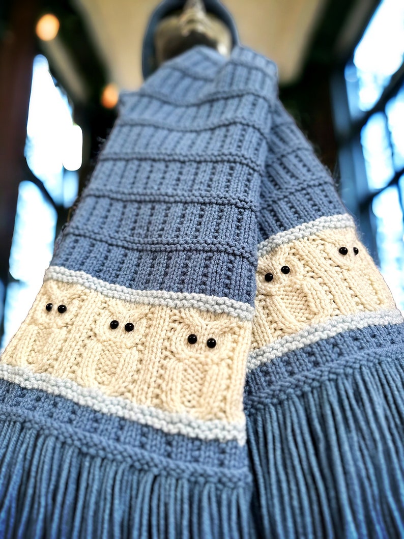 Knitted owl scarf pattern