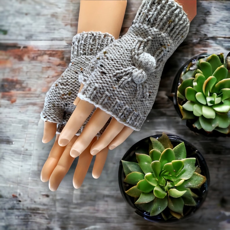 Knitting Pattern Fingerless Gloves with SPIDERS Knit Flat on 2 Needles with How-to Video Links Half Gloves Mitts English Only image 3