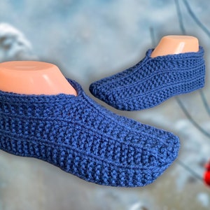 Knitting Pattern - Slippers with Rolled Cuff - Easy Knit Using Basic Knitting Stitches - Tutorial for Tablet, Phone, Computer - English Only