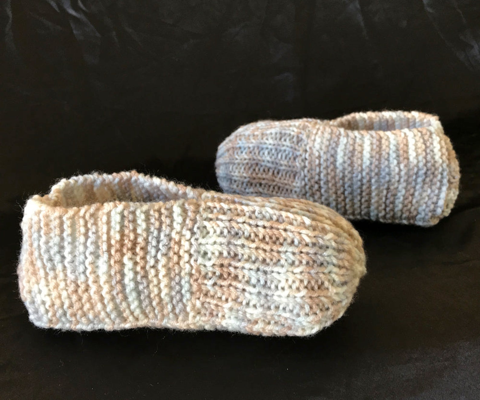 How to Knit Adult Bootie Slippers Pattern With Step-by-step | Etsy