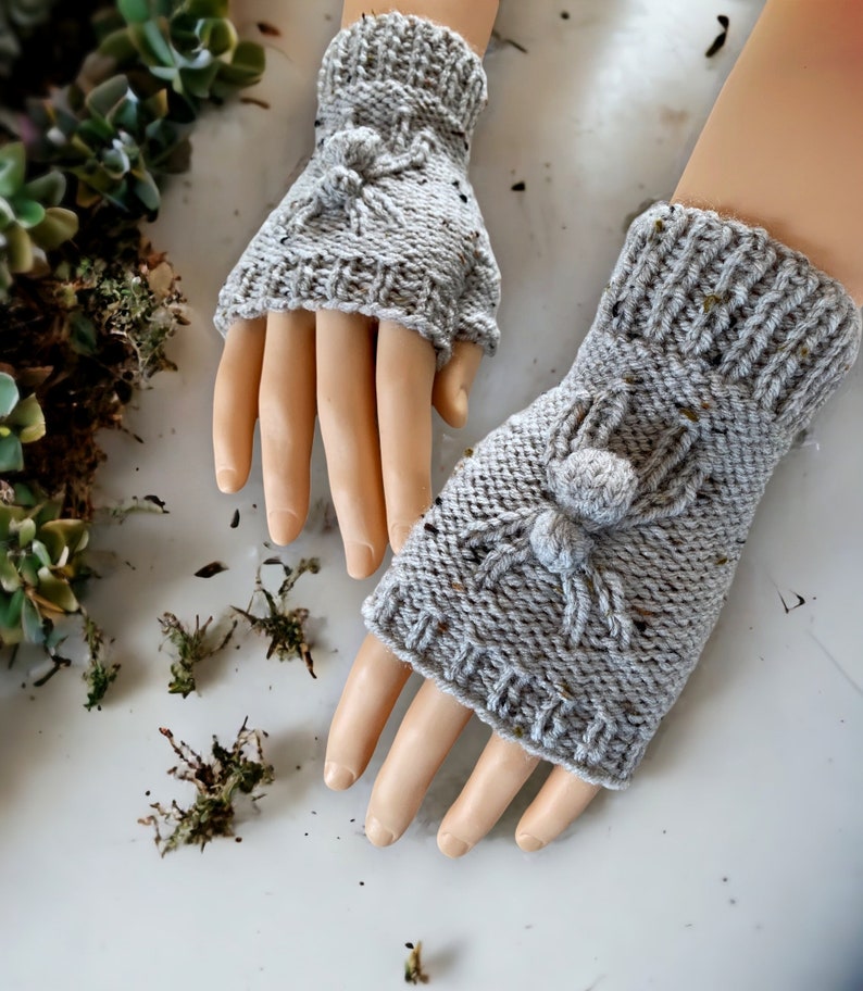 Knitting Pattern Fingerless Gloves with SPIDERS Knit Flat on 2 Needles with How-to Video Links Half Gloves Mitts English Only image 5