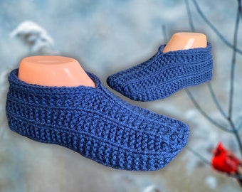 Hand Knit Slippers for Women and Men - Handcrafted Slippers - Gift for Mom - Handmade Knit Slippers - Cozy Warm Slippers - Gift for Dad