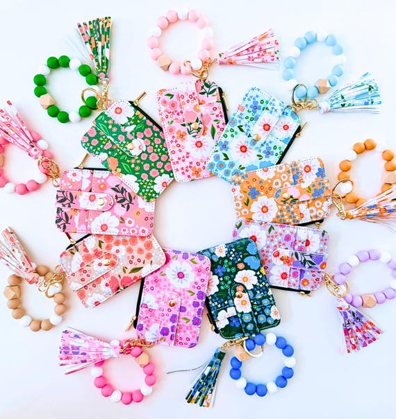 Floral Wristlet Wallet Keychain, Silicone Bead Boho Clutch
