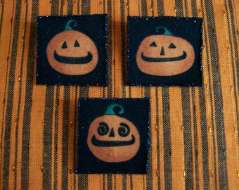 Set of 3 Halloween Primitive Pumpkin Pins