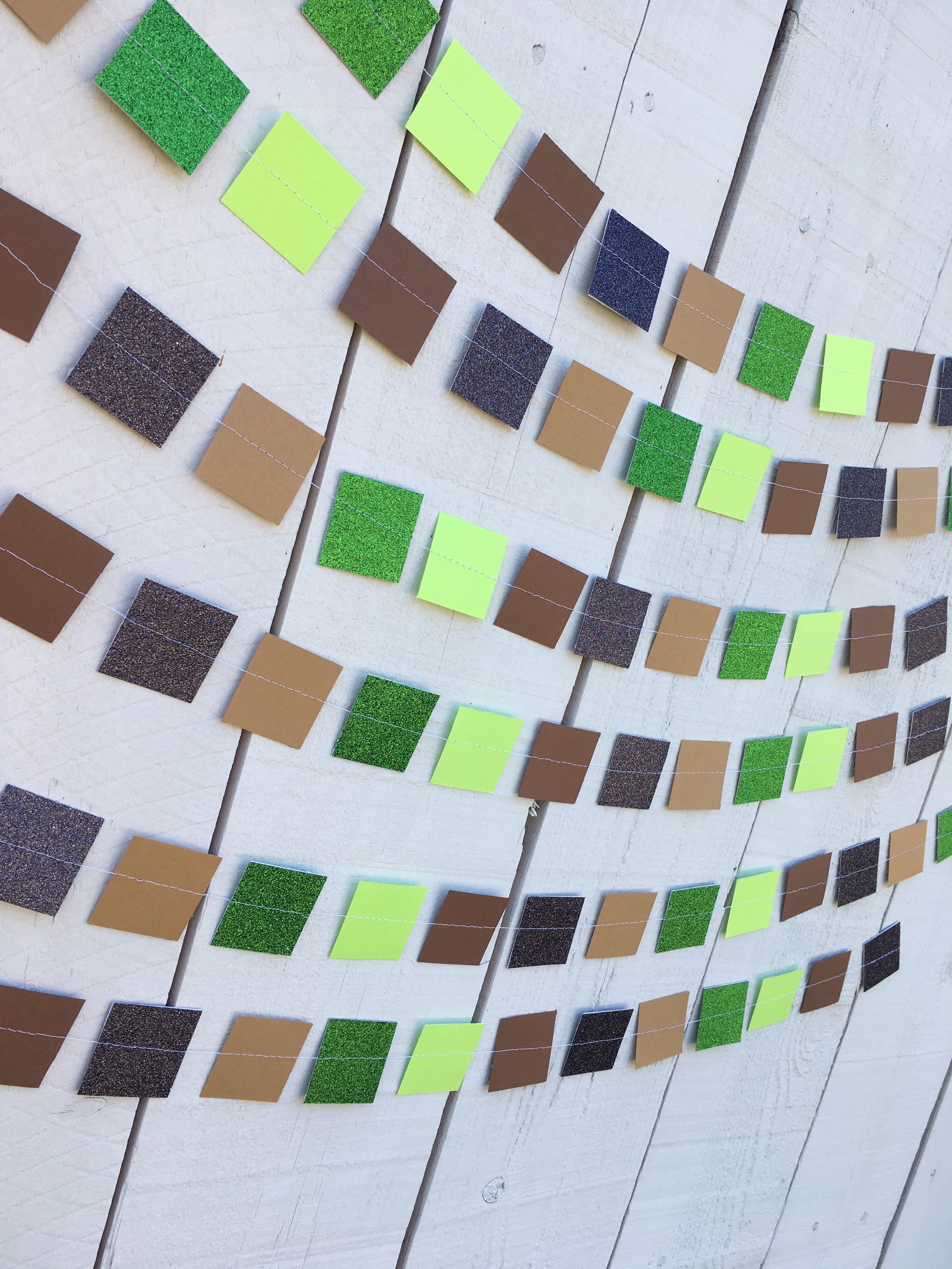 マインクラフトパーティーガーランドデコレーション、ビデオ