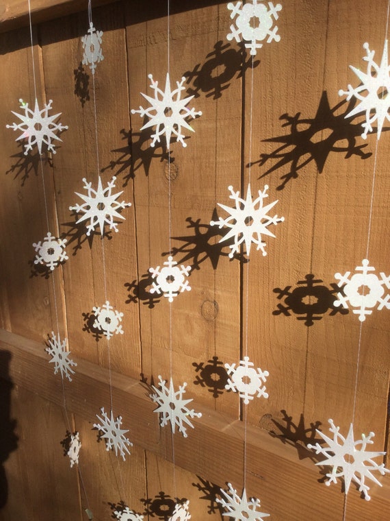 Snowflake Garland Set, White Snowflakes, Glitter Snowflakes, Winter Wonderland Garlands, Frozen Garlands, Frozen Decor, Winter Party Decor Il_570xn