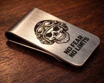Elegante Geldklammer aus Edelstahl mit Lasergravur – No FEAR, No LIMITS - Design – Edler Money Clip – Geschenk für Männer