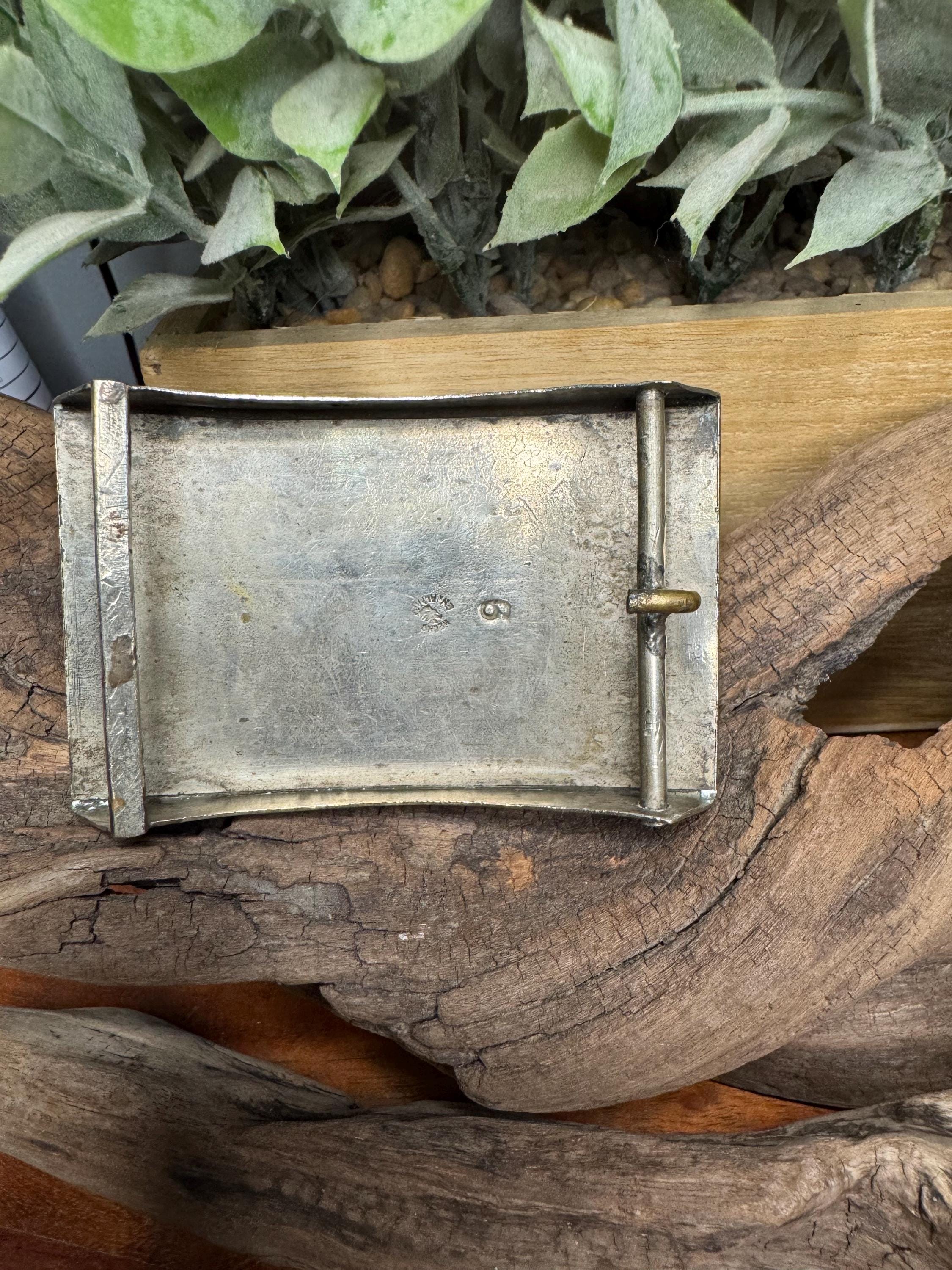 VINTAGE- ALPACA MEXICO SILVER ABALONE / MOTHER
OF PEARL INLAY BELT
BUCKLE 1-1/4” Alpaca Buckle In Vintage Belt Buckles for sale - eBay main image 2