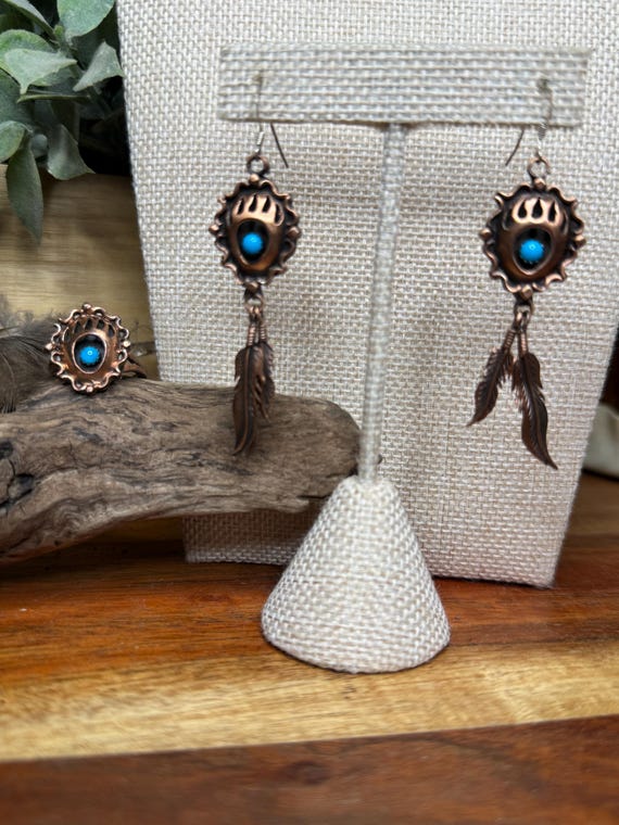 Running Bear Turquoise Bear Claw Ring & Earrings … - image 4