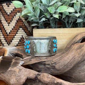 Alter Bauer Sterling Navajo Zuni und türkisfarbener Stein als Uhrenarmband