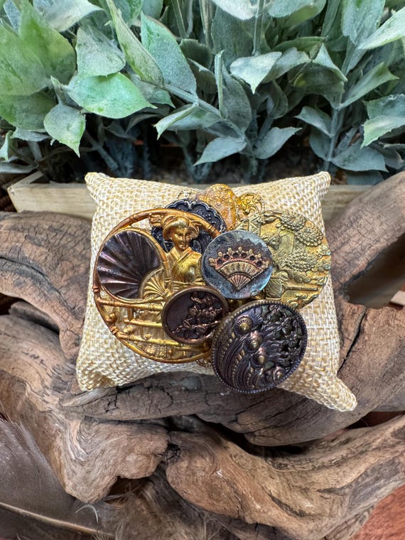 Handmade antique  button brooch - image 2