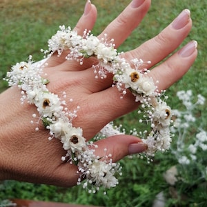 Daisy crown, White flower headband, Daisy headband, Newborn photo props, Newborn crown, Newborn outfit, Christening headband, floral crown