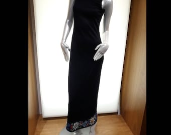 Groovy Baby! Vintage 1960's Black Sleeveless Maxi Dress w/ Embroidered Floral Hemline- Size Small