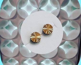 The Stars Shine Bright- Reflective Brass Starburst Stud Earring Set- Simply Stunning!