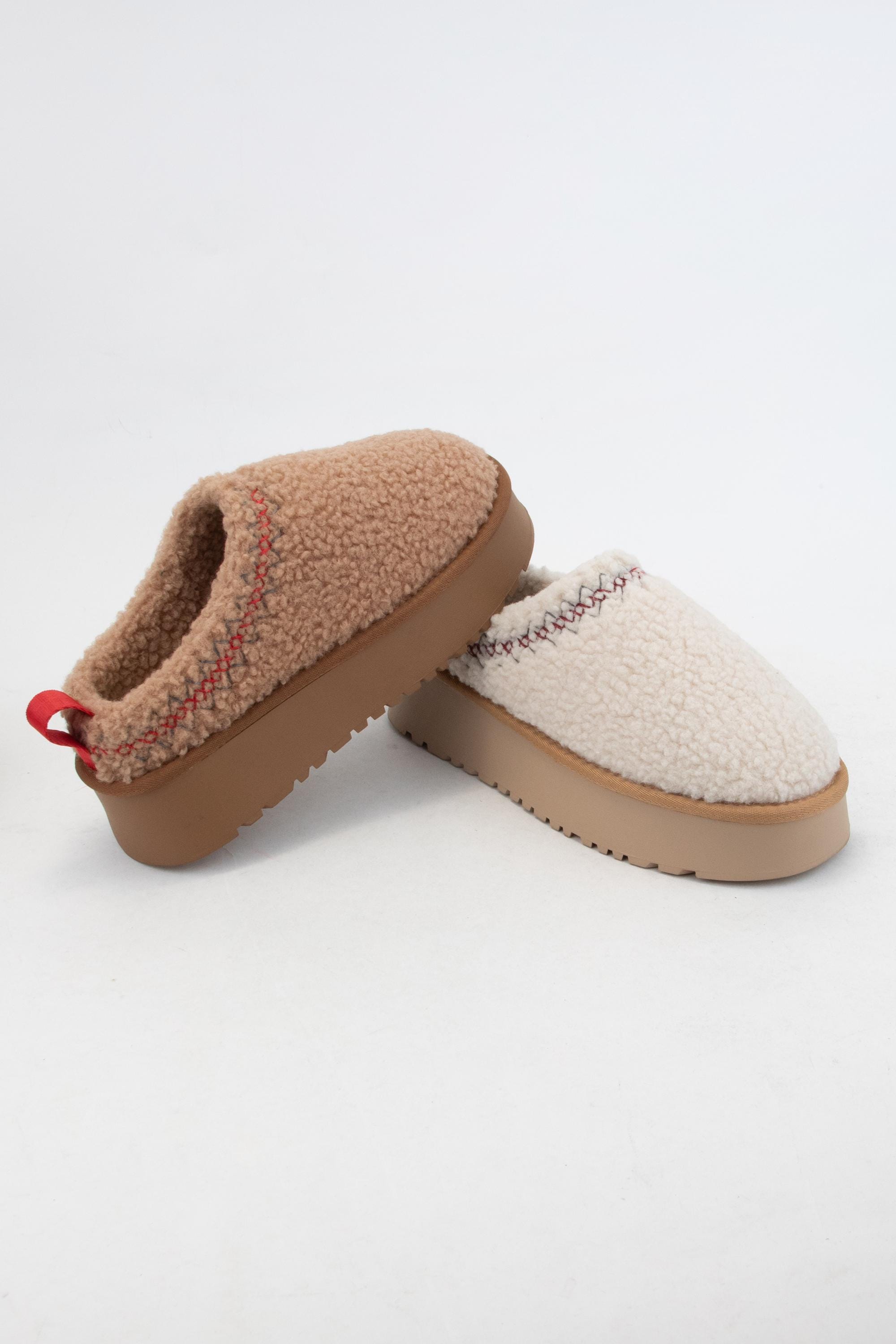 COPY - Ugh slippers Costco Shoppers Love These $20 Slippers That Are A UGG Dupe  main image 3