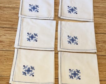 Vintage Kreuzstich Lot von 6 Tischservietten Blau und Weiß Baumwolle Geometrische
