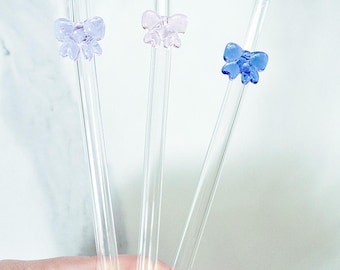 Coquette Bow Glass Straw: Reusable Iced Coffee Accessory