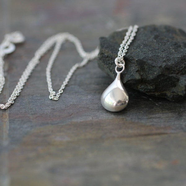 Delicate Silver Necklace, Dainty Necklace, Simple Silver Necklace, Sterling Silver, Teardrop Drop Pendant, Wedding Necklace Bridesmaids, N16