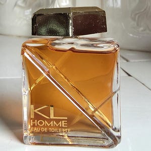 ヴィンテージ コレクター向けミニチュア香水、ミニボトル、10 ml。