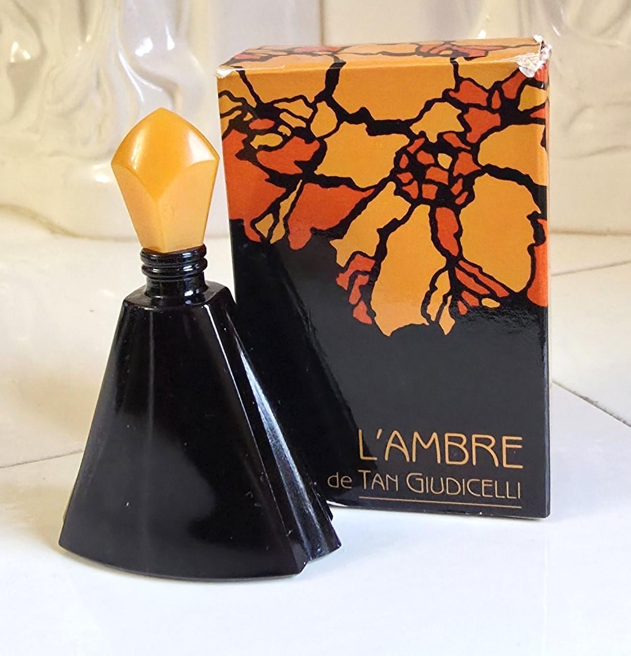 Tan Giudicelli - Etsy