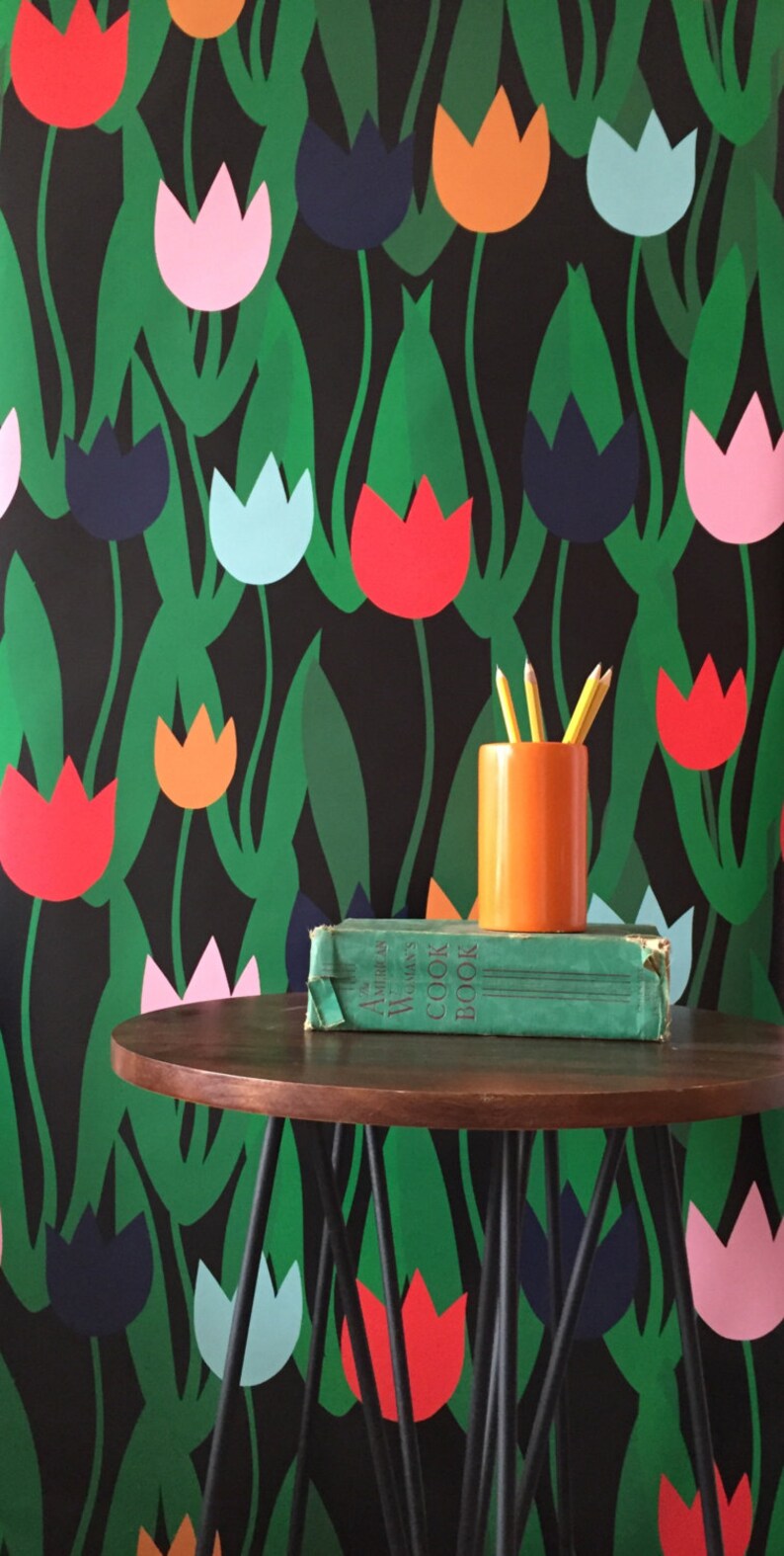 Removable Wallpaper / Tulip Shakur Print / Assorted Lengths / image 4