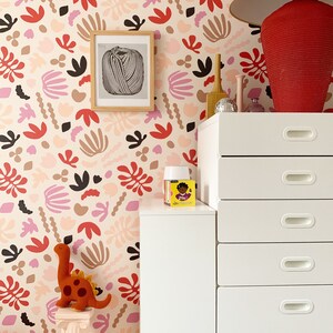 Removable Wallpaper / Muse in June Wallpaper / Assorted lengths / Perfect for Renters and owners