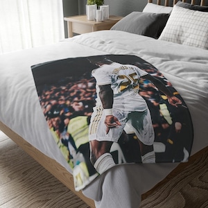 Manta Vinicius JR, manta personalizada, manta especial, manta adulto y niño, manta sofá fútbol, manta portátil regalo.