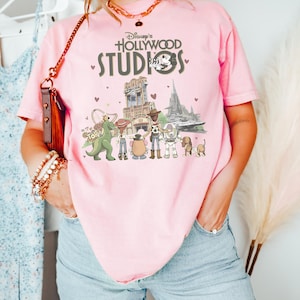 K&ouml;nnte beinhalten: Ein Set aus drei Keramikbechern mit gesprenkelter, matter Oberfl&auml;che. Die Becher sind in Creme-, Hellgrau- und Dunkelgraut&ouml;nen gehalten. Jeder Becher hat ein schlichtes, minimalistisches Design.