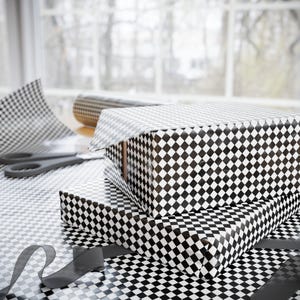 Carta da regalo Argyle in bianco e nero
