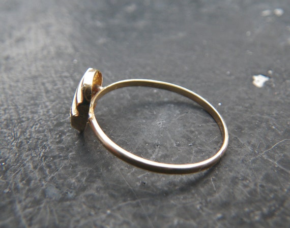 Art Deco 18kt gold stacking ring - vintage - image 2