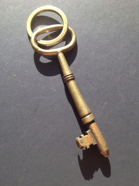 Antique Brass Key with ring Keychain Gem
