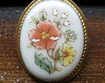 Lenox porcelain cameo pendant - 12k gold filled - flowers.