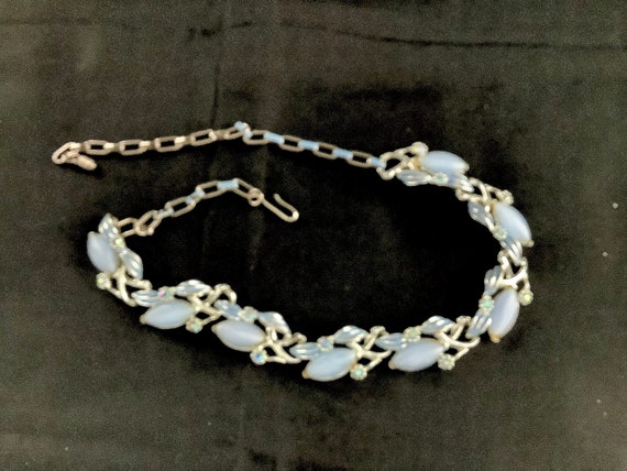 4 Vintage Costume Jewelry Necklaces - image 5