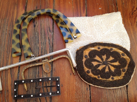 Vintage purse craft lot - beads, purse frames, ha… - image 5