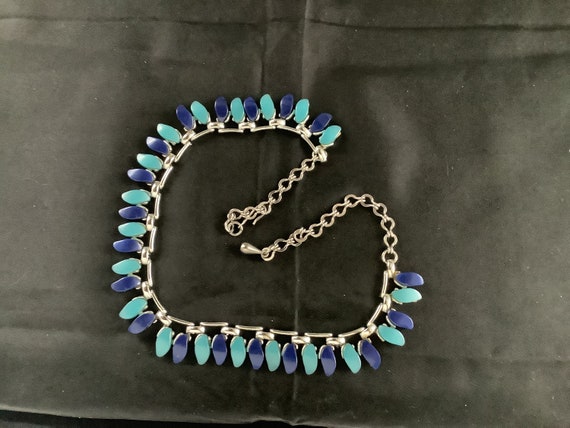 4 Vintage Costume Jewelry Necklaces - image 4