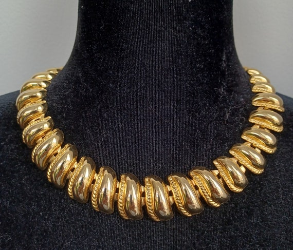 Vintage 1980s costume jewelry gold collar necklac… - image 3