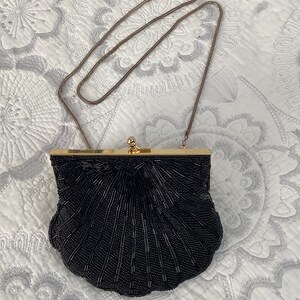 Carolyne Bartoni beaded shoulder or hand held night bag