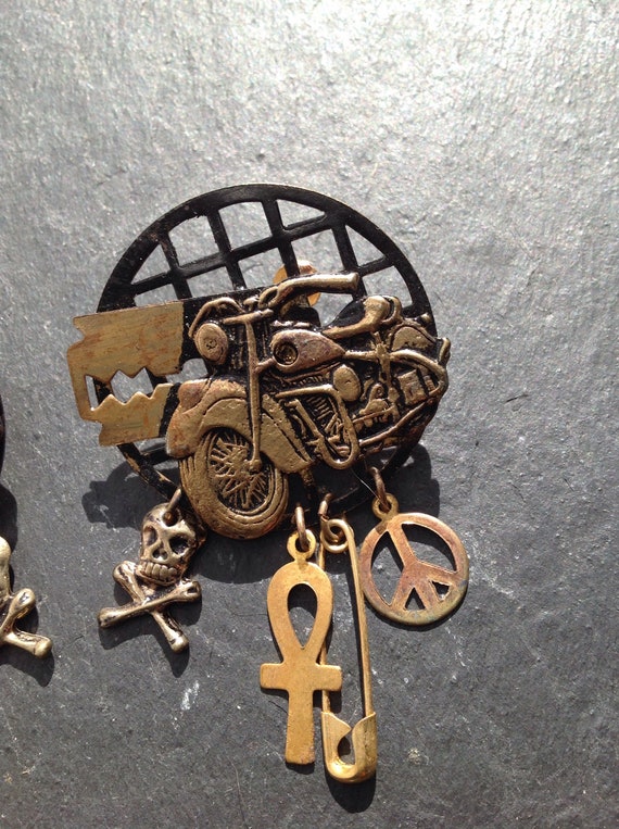 Vintage 1980s punk earrings - motorcycle, safety … - image 3