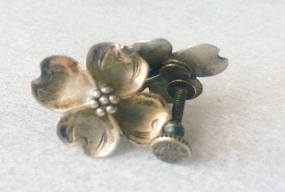 Dogwood flower sterling silver Nye earrings - image 3